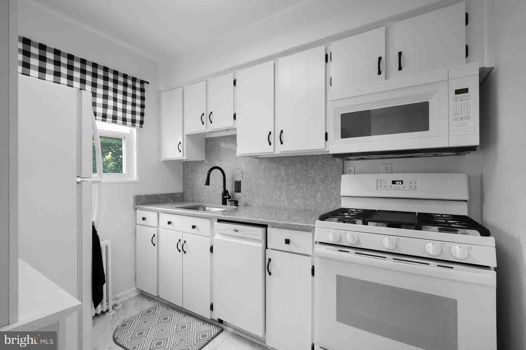 1402 12TH STREET N Unit: S205