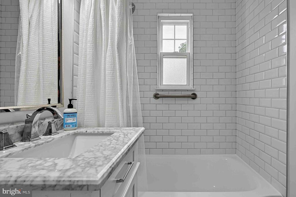 1402 12TH STREET N Unit: S205