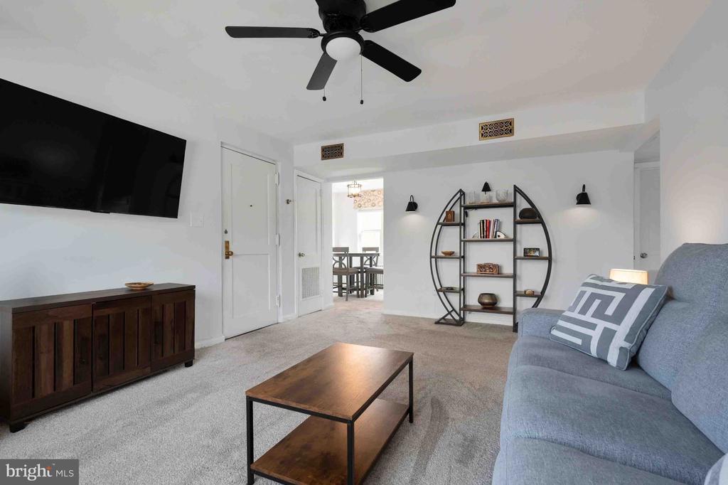 1402 12TH STREET N Unit: S205