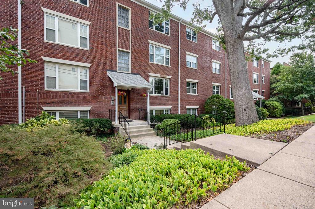 1402 12TH STREET N Unit: S205