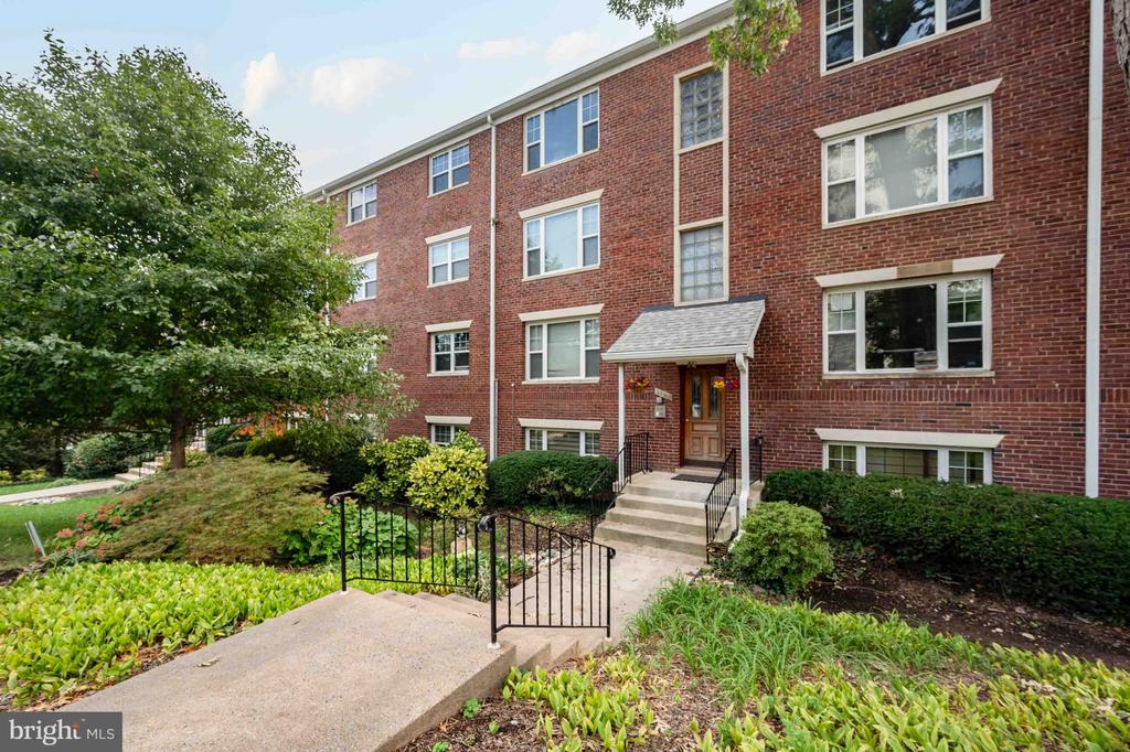 1402 12TH STREET N Unit: S205