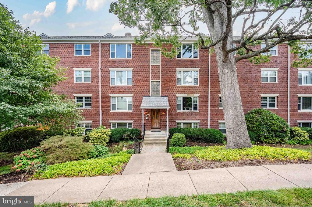 1402 12TH STREET N Unit: S205