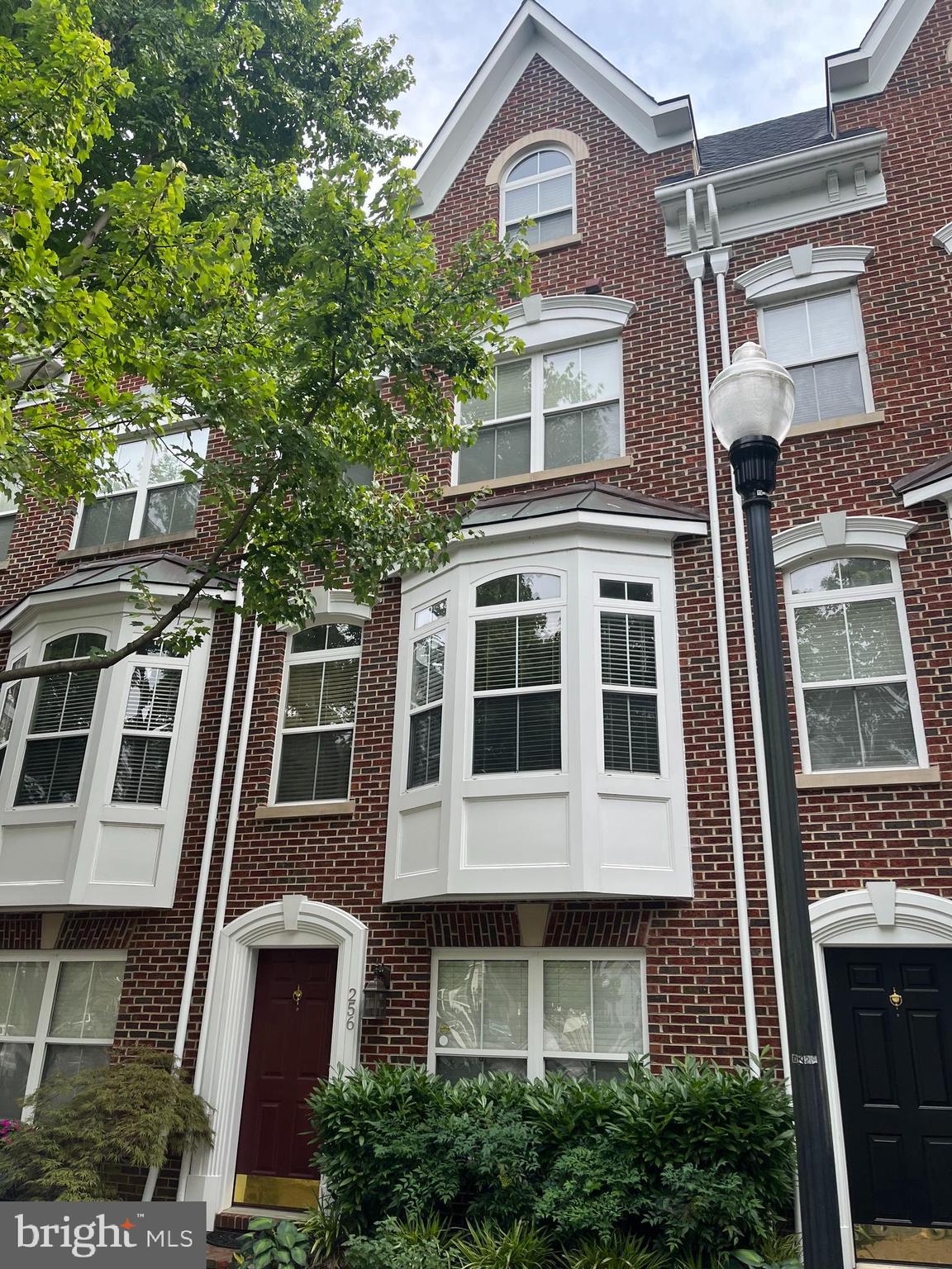 256 CAMERON STATION BOULEVARD