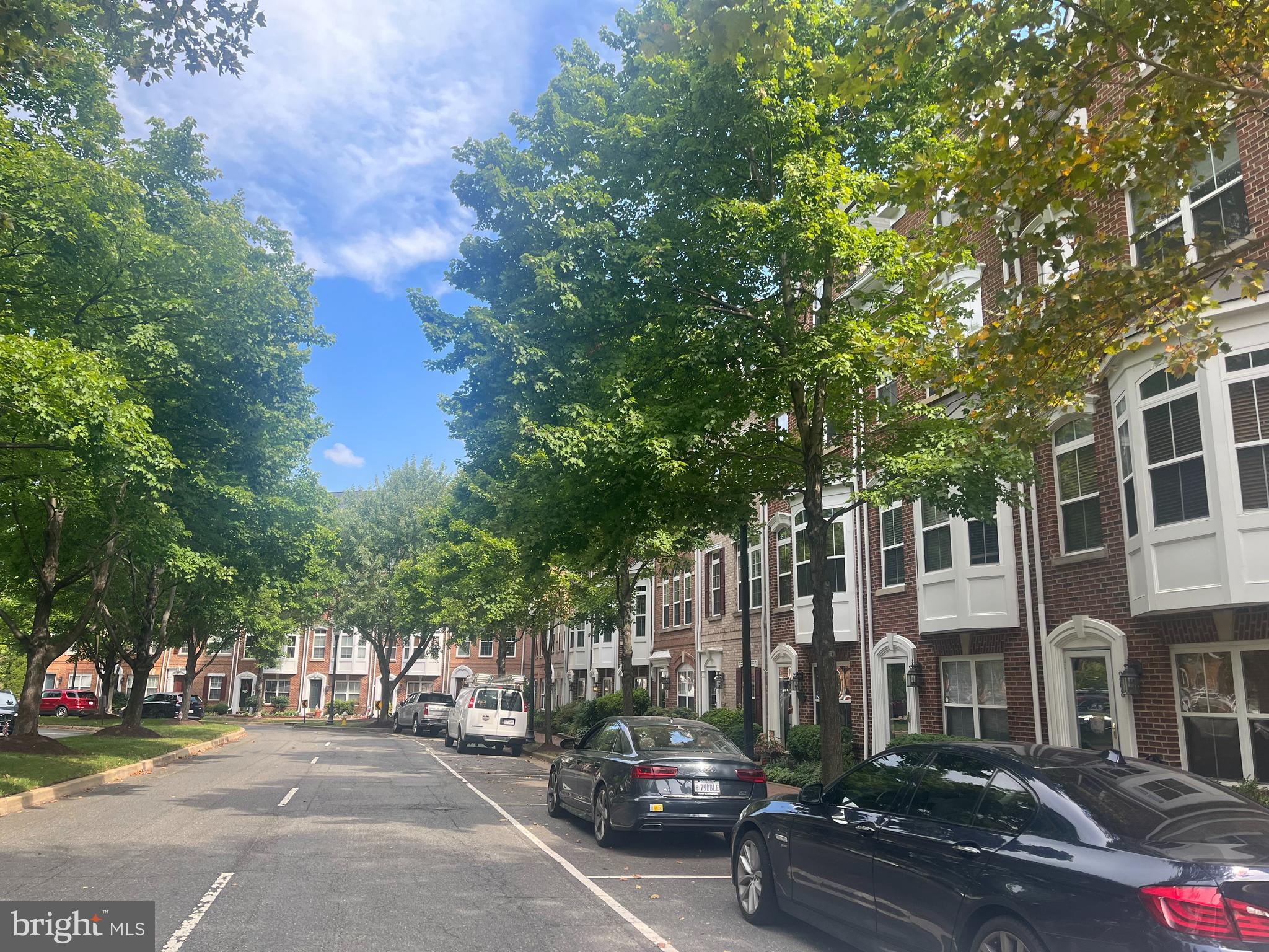 256 CAMERON STATION BOULEVARD