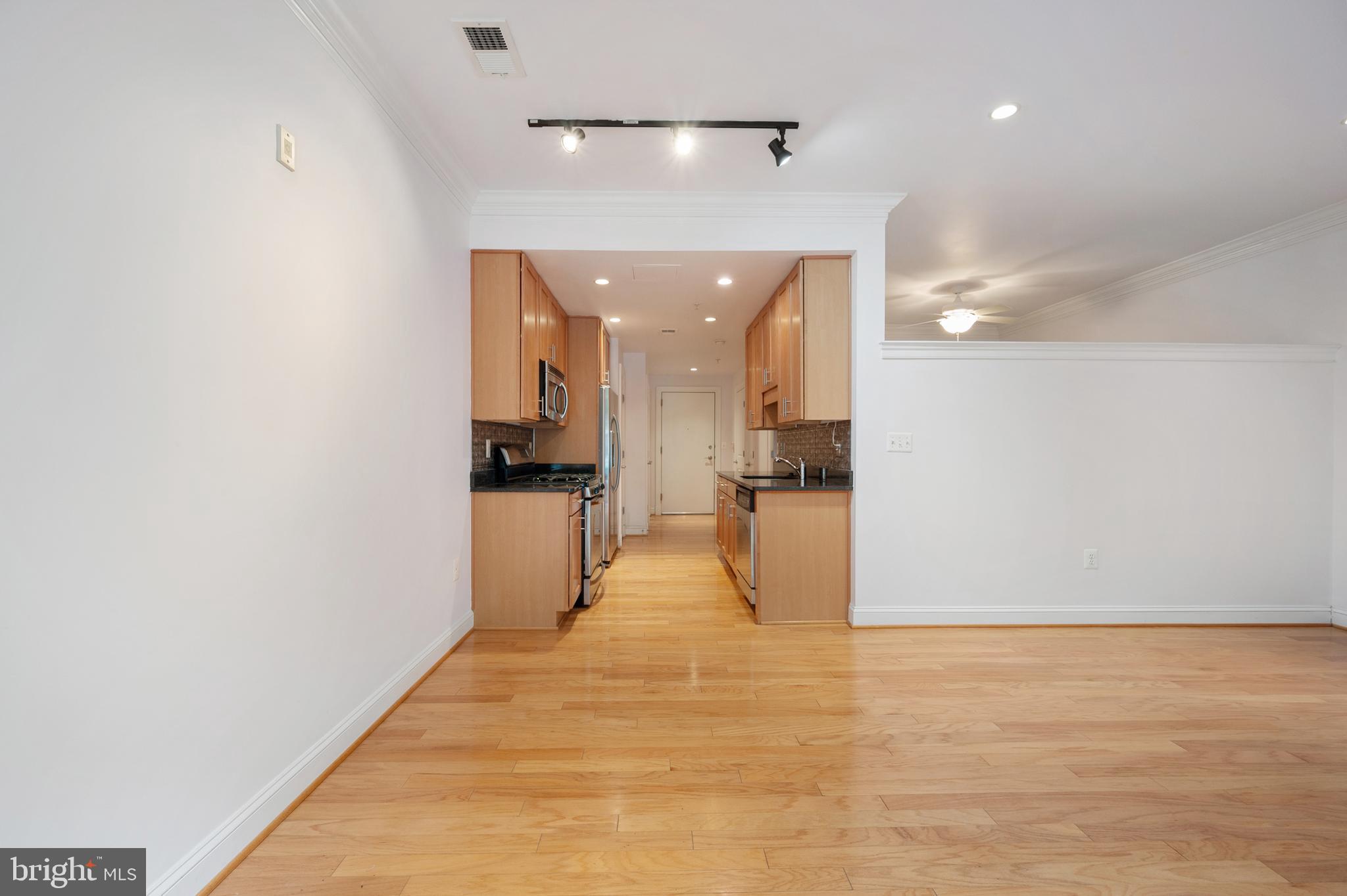 1023 N ROYAL STREET 109