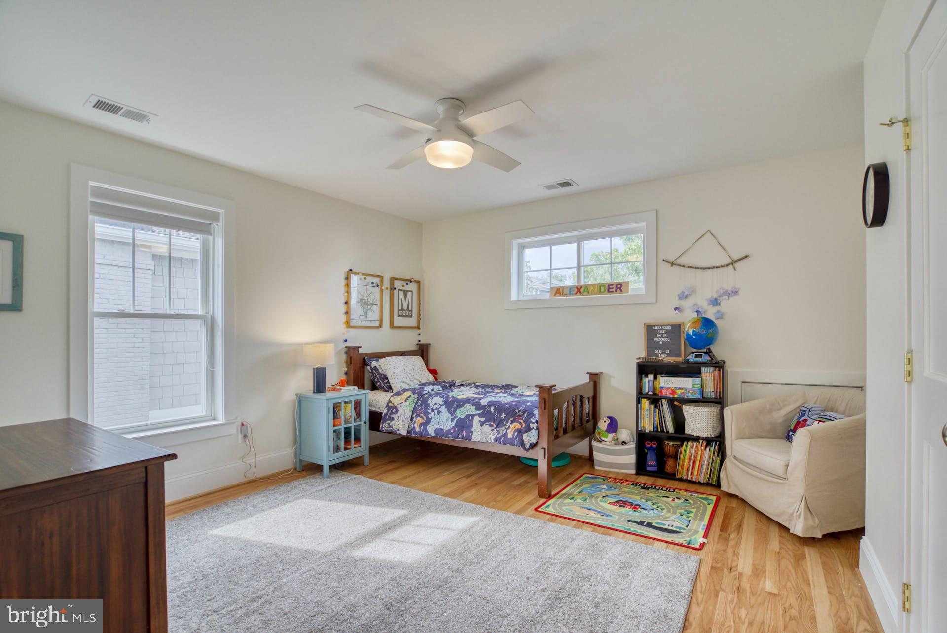 16 W MASONIC VIEW AVENUE