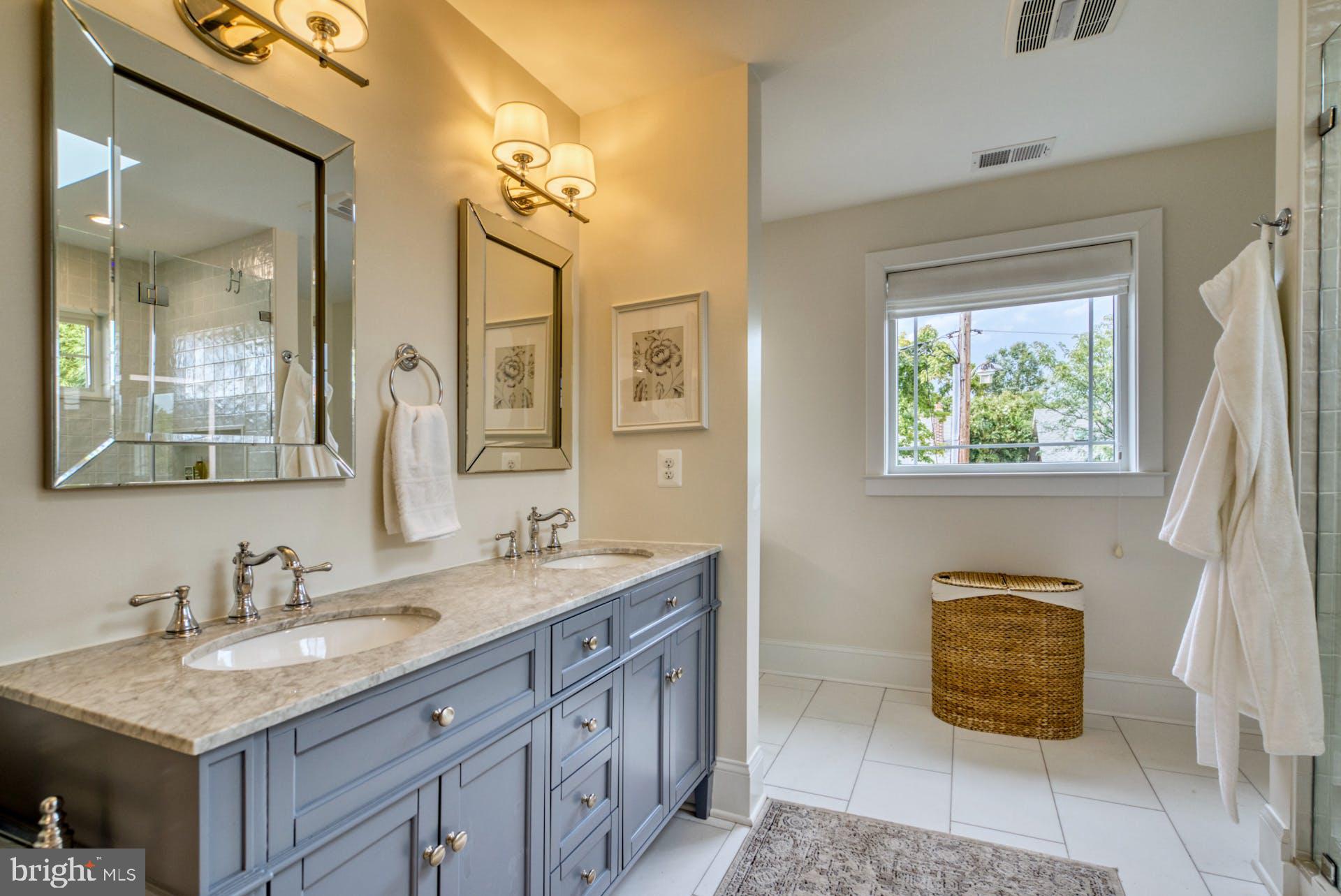 16 W MASONIC VIEW AVENUE