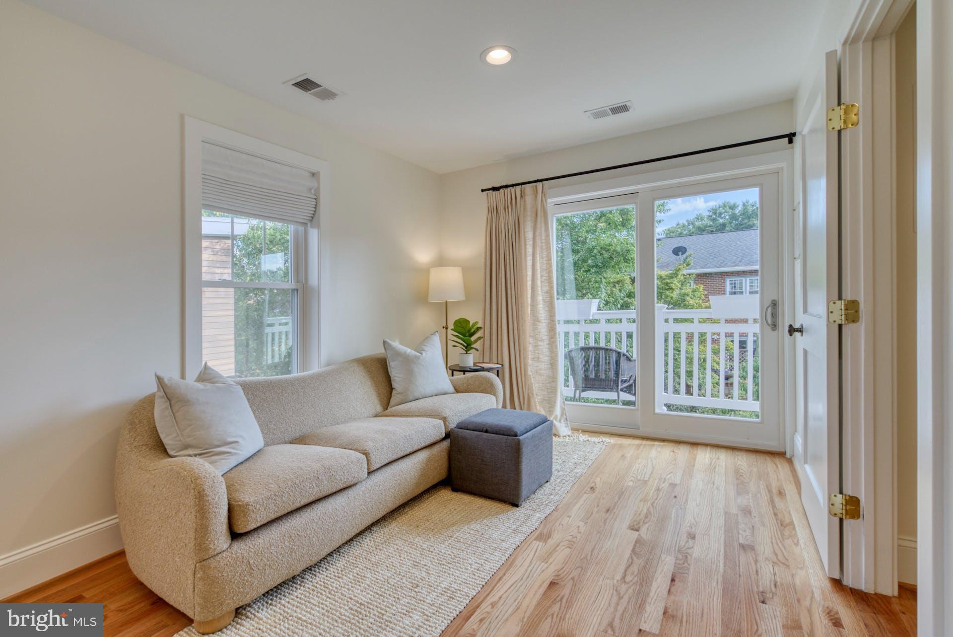 16 W MASONIC VIEW AVENUE