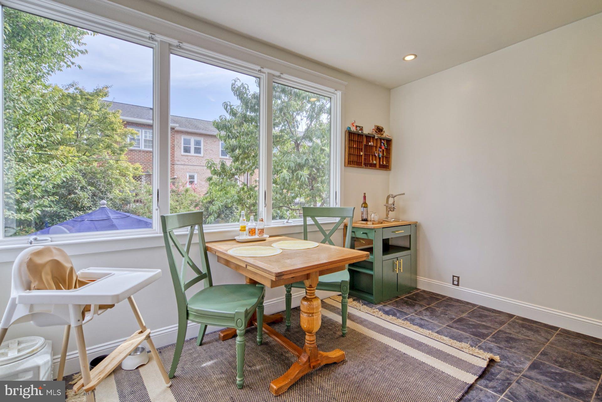 16 W MASONIC VIEW AVENUE