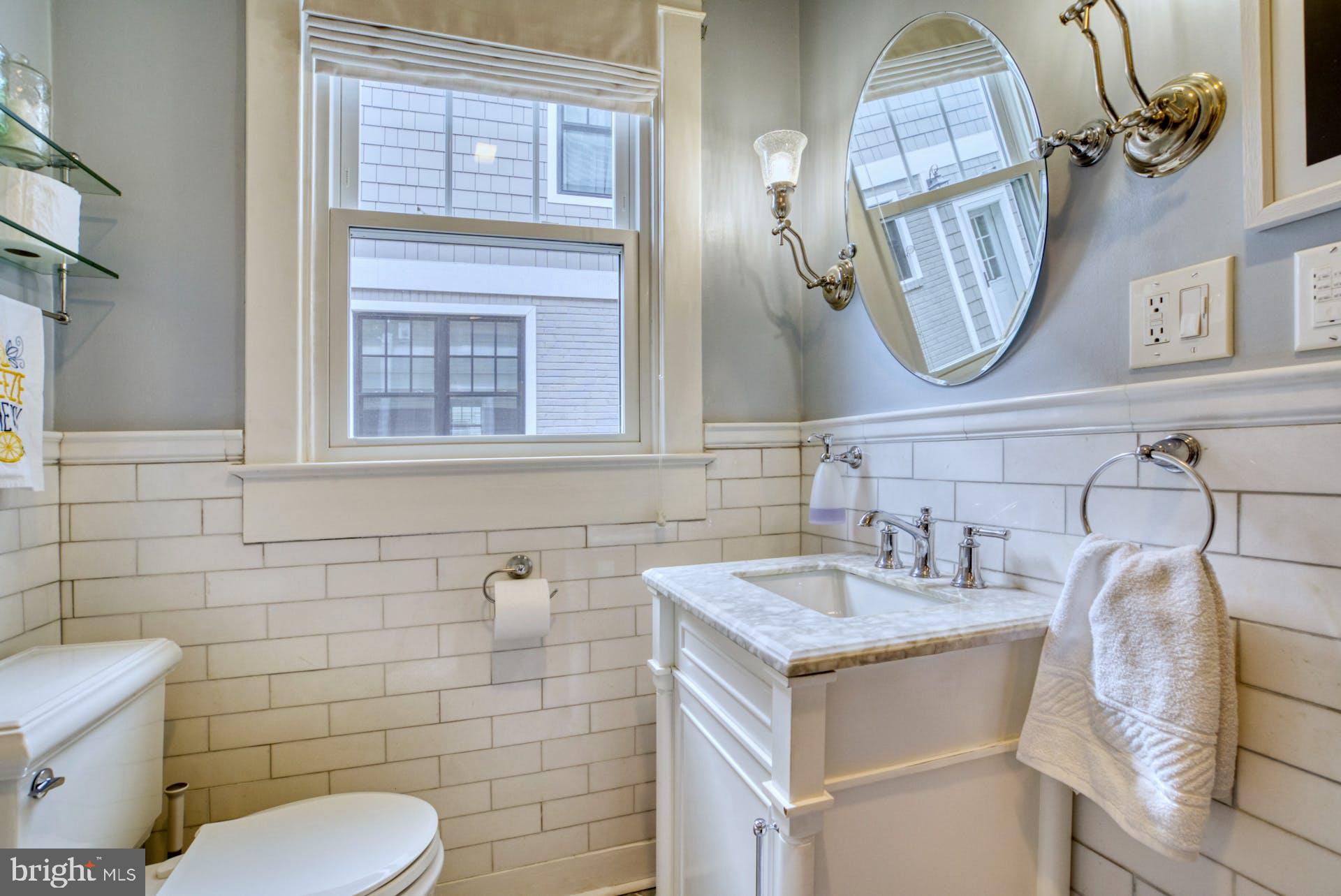 16 W MASONIC VIEW AVENUE