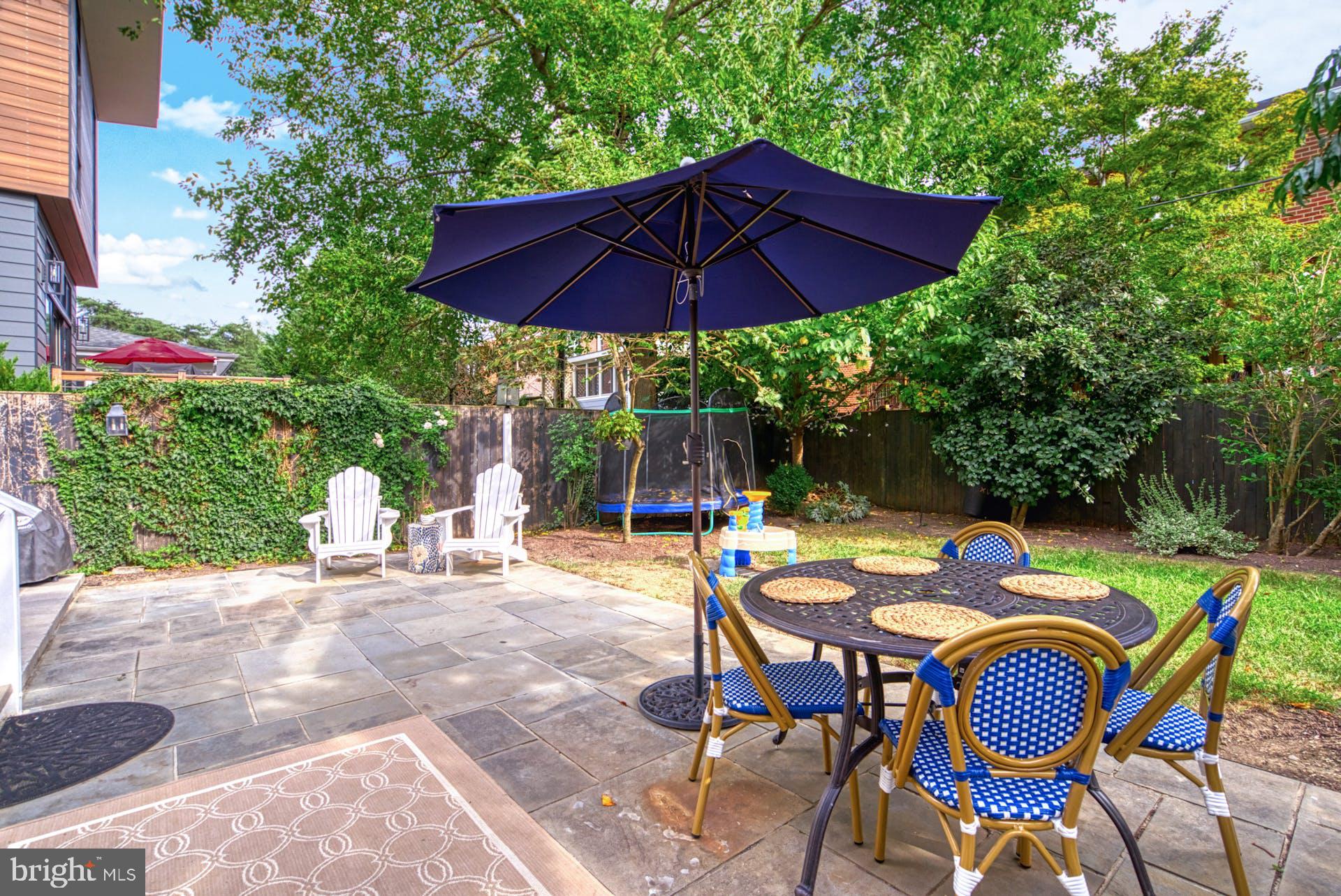 16 W MASONIC VIEW AVENUE