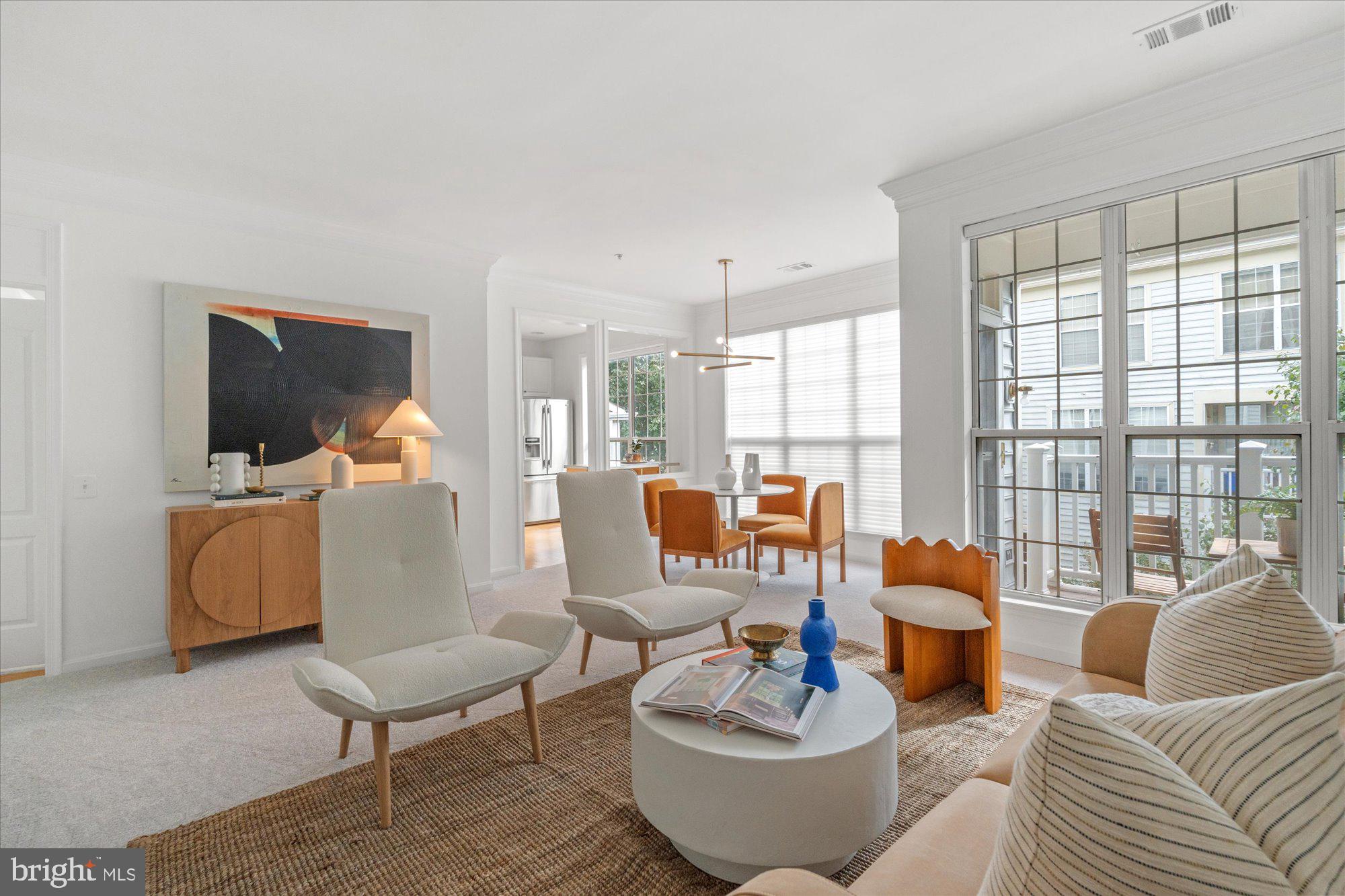 1714 KINGSGATE COURT 302