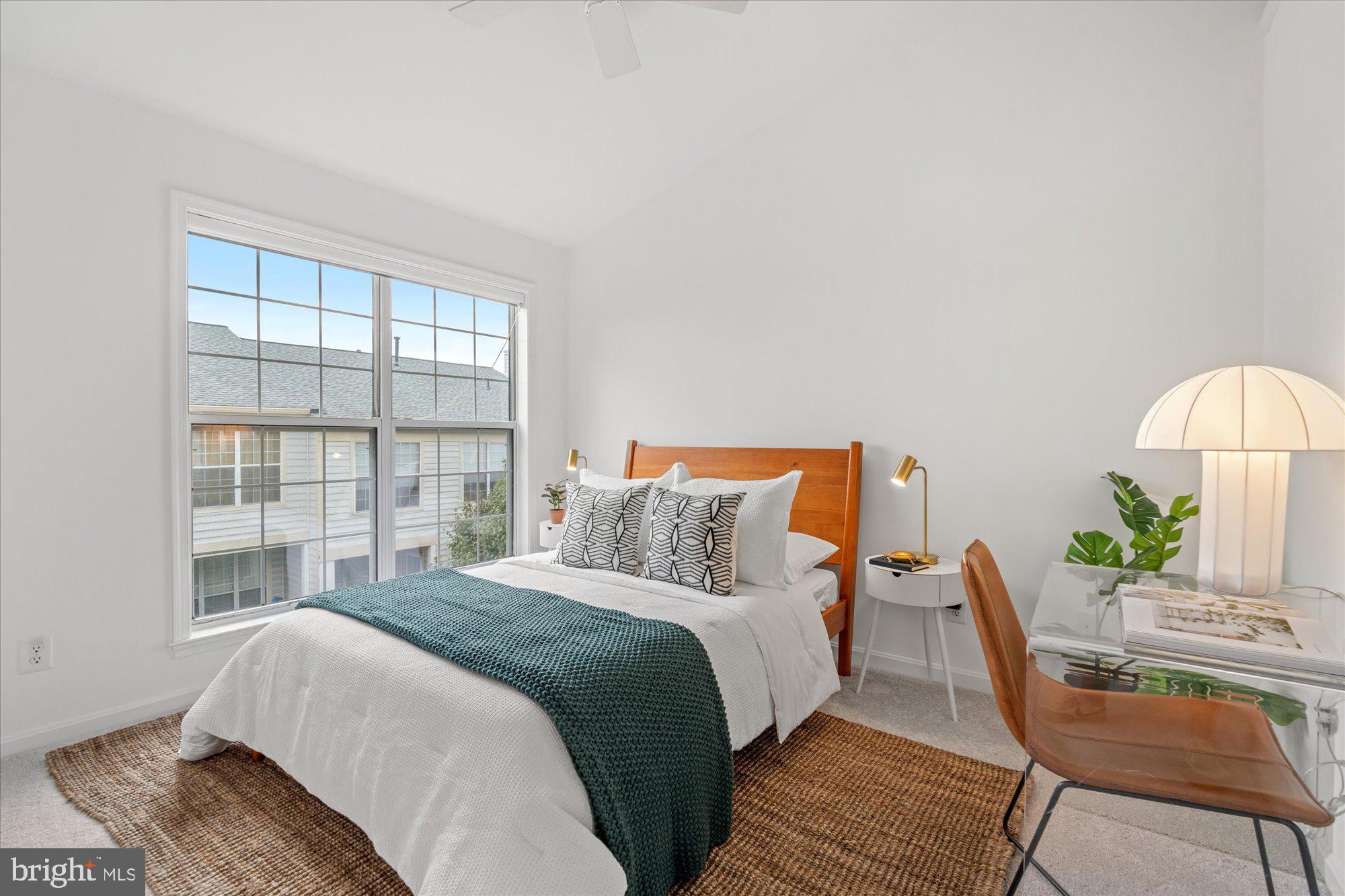 1714 KINGSGATE COURT 302