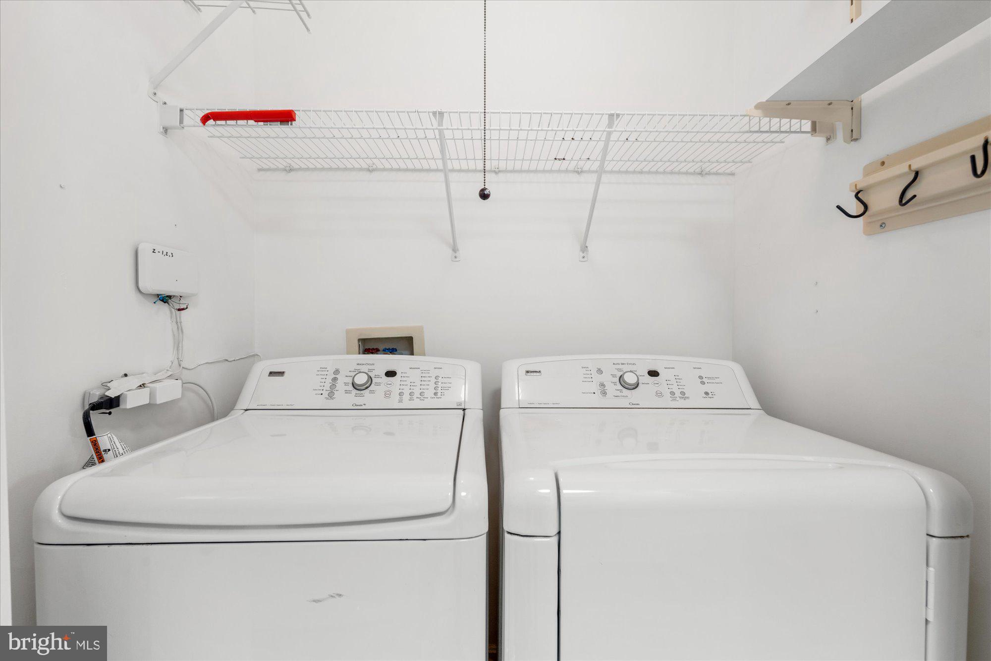 1714 KINGSGATE COURT 302