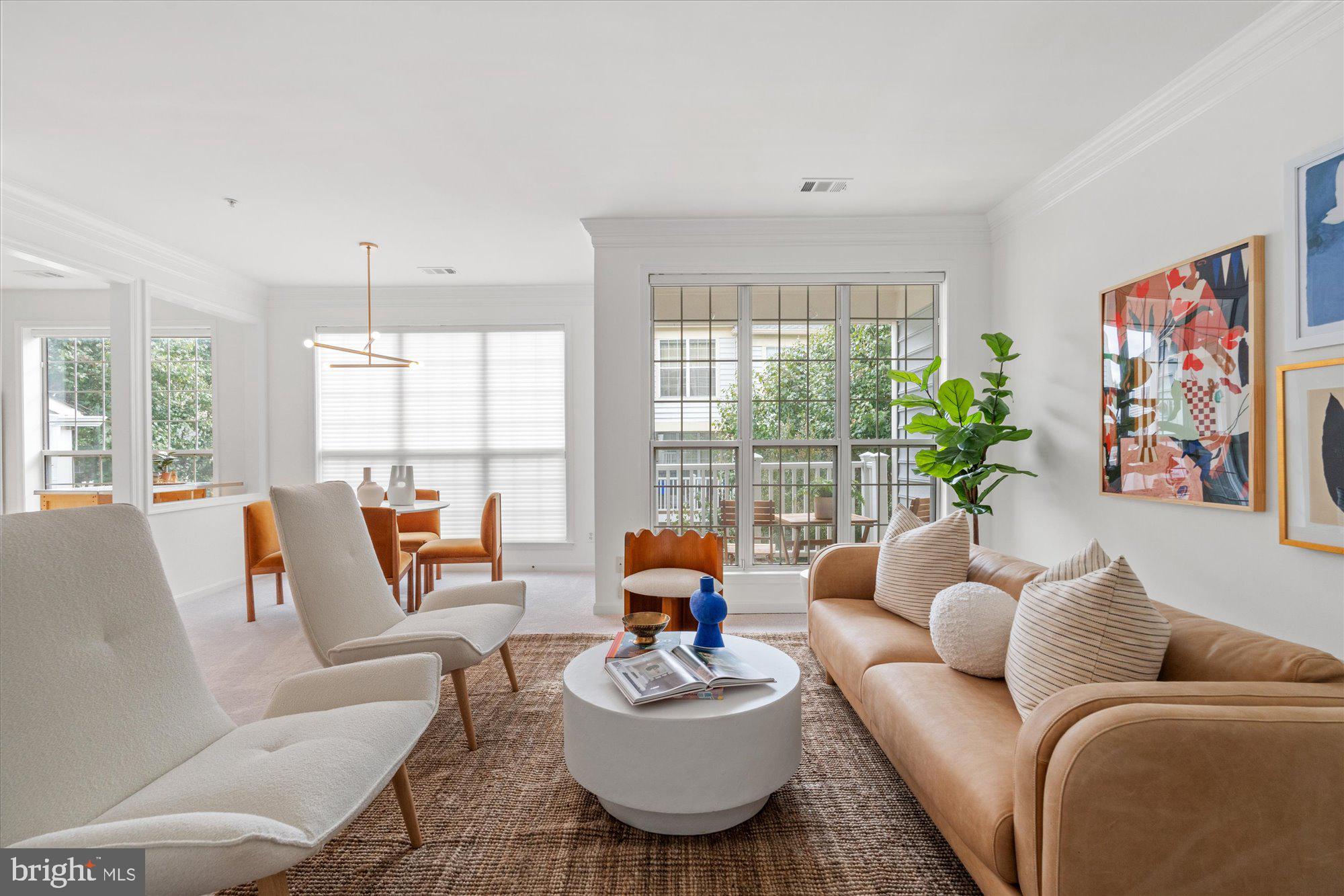 1714 KINGSGATE COURT 302