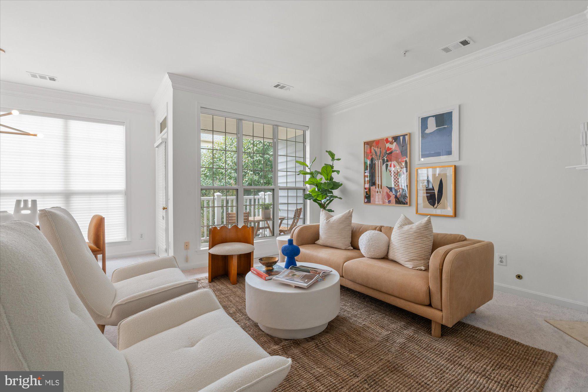 1714 KINGSGATE COURT 302