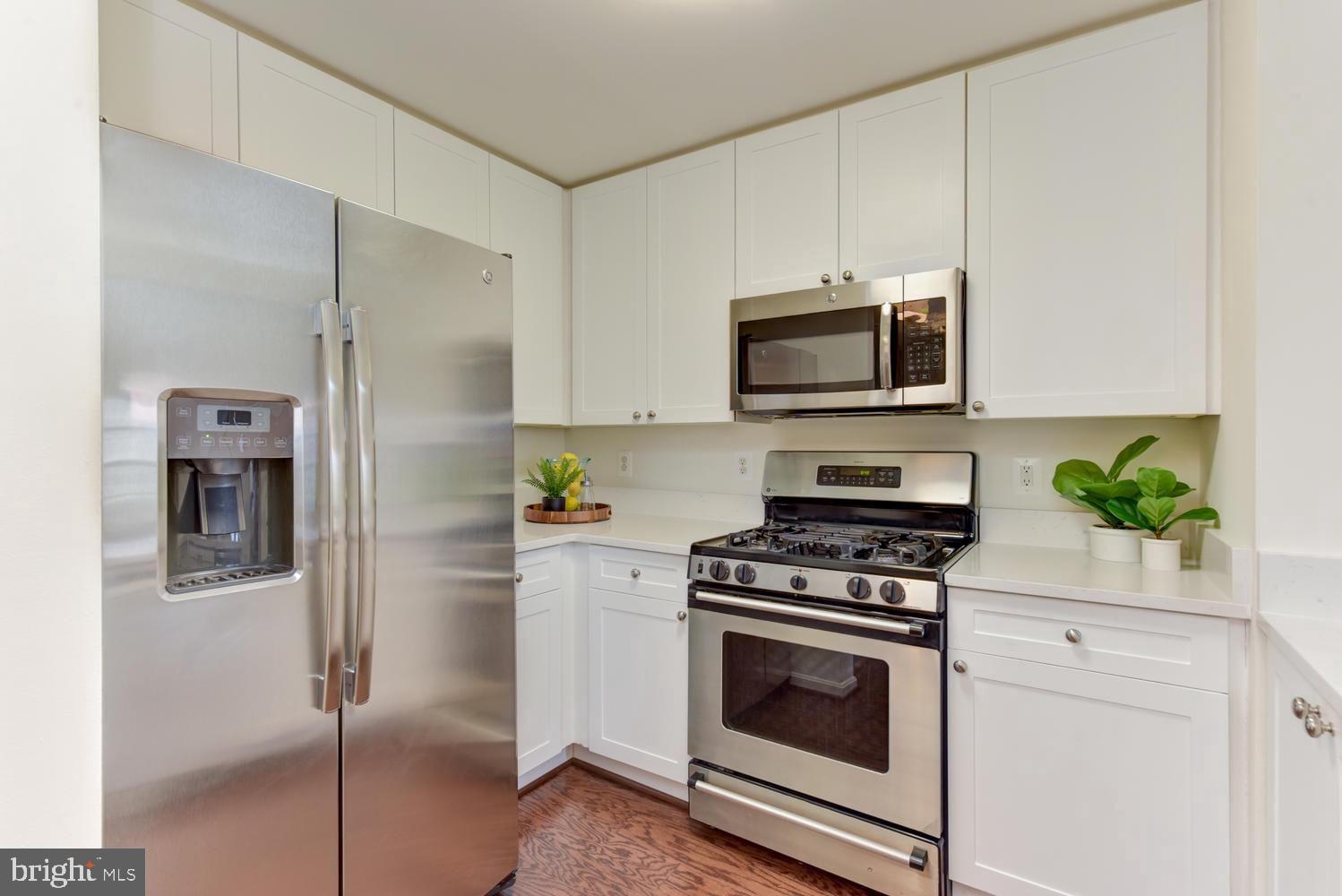 4951 BRENMAN PARK DRIVE 406