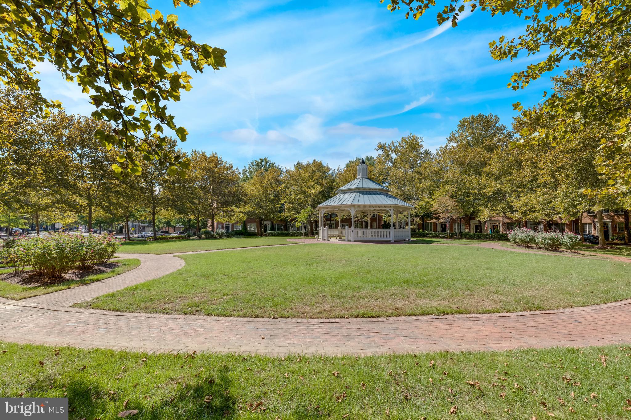 4951 BRENMAN PARK DRIVE 406