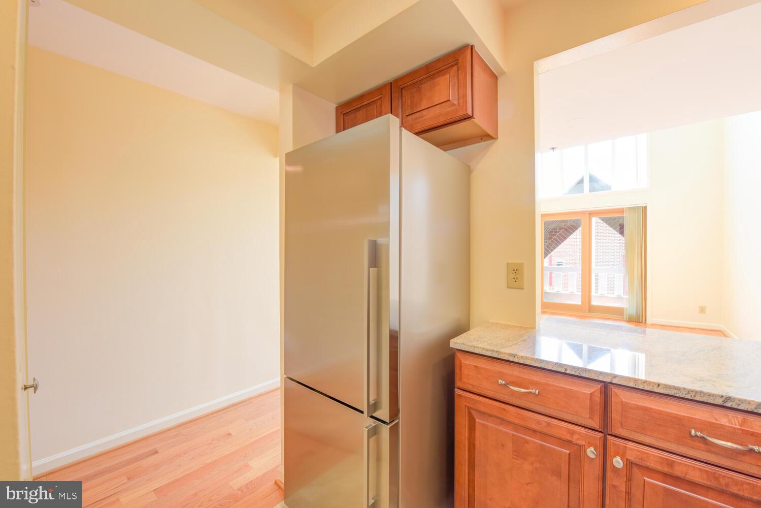 115 N LEE STREET BH208