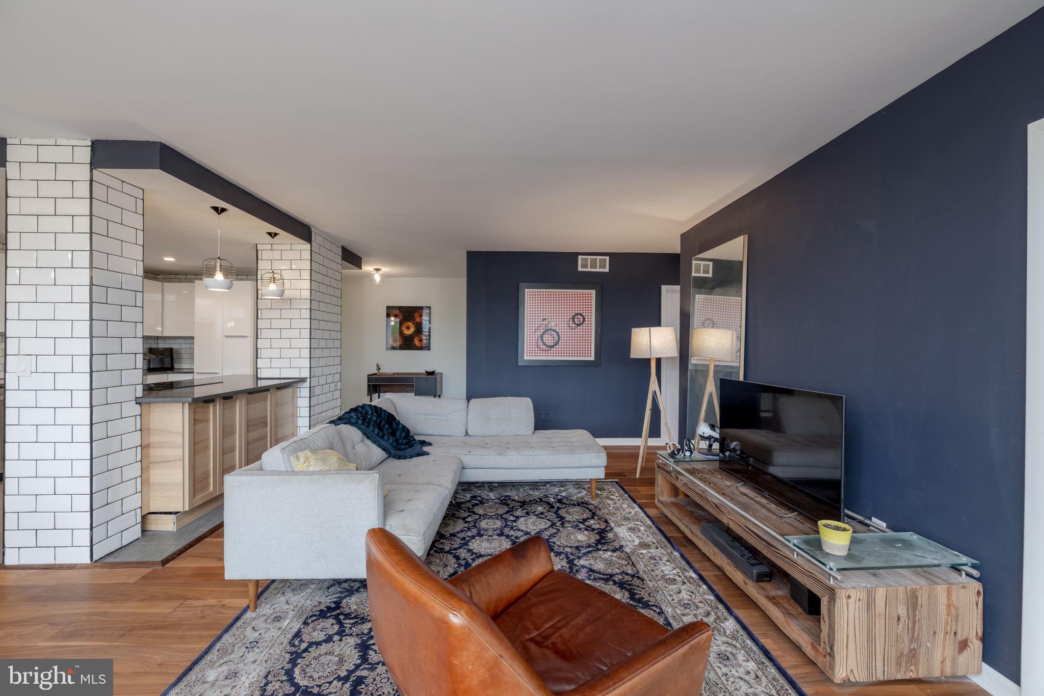 5500 HOLMES RUN PARKWAY 1005