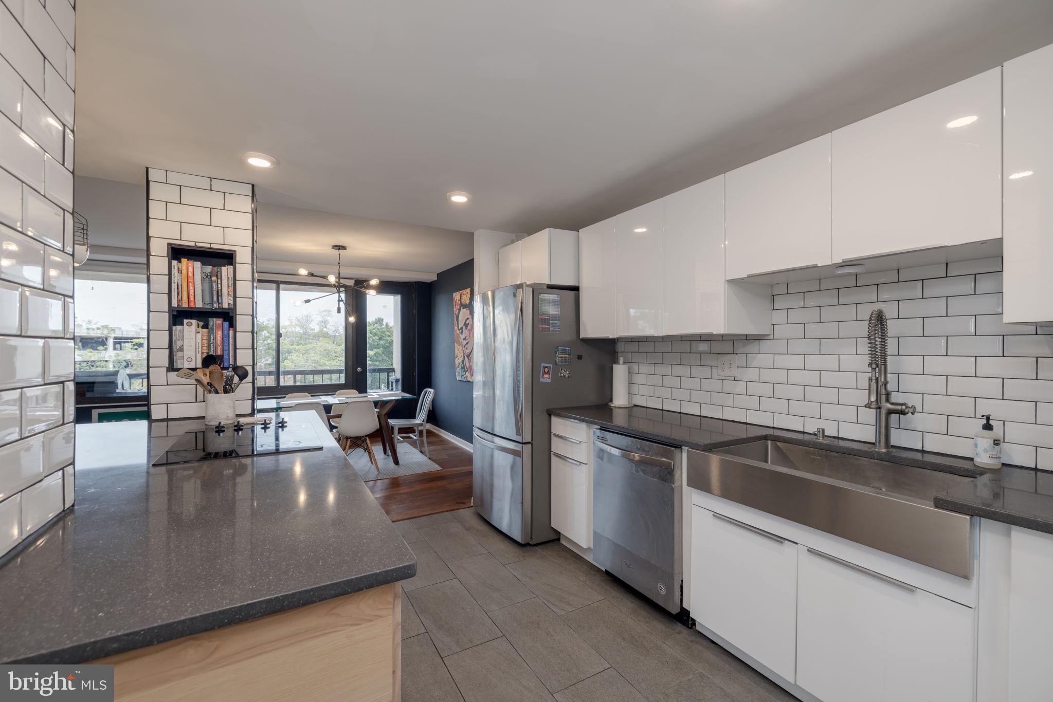 5500 HOLMES RUN PARKWAY 1005