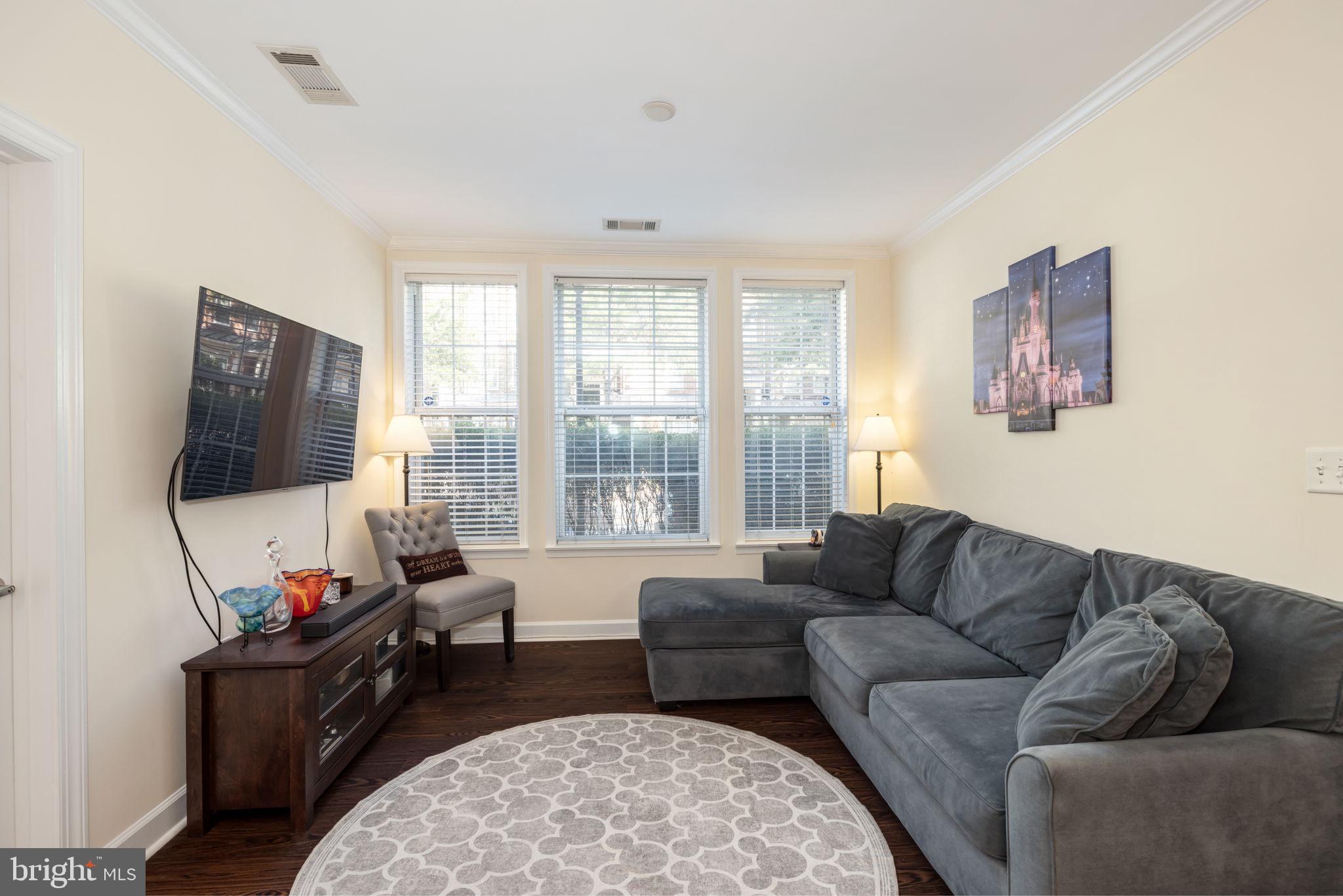 400 CAMERON STATION BOULEVARD G6