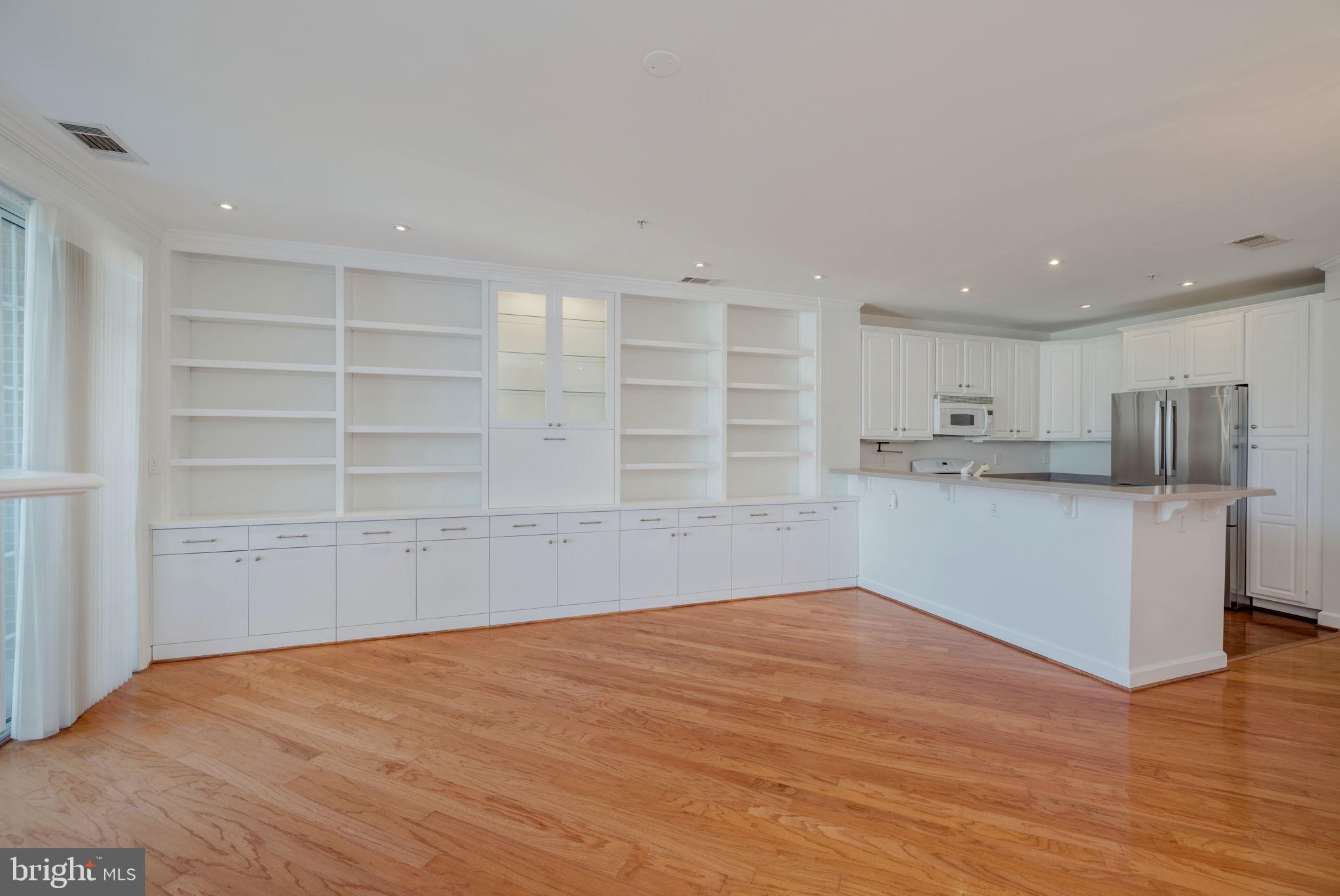 400 CAMERON STATION BOULEVARD 421