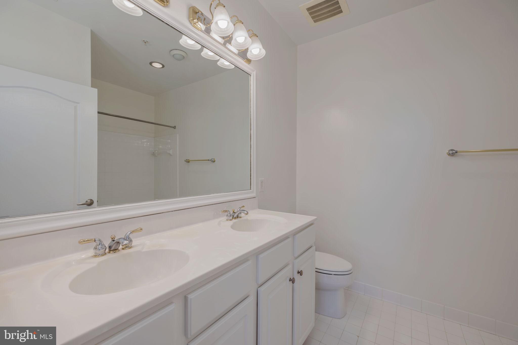 400 CAMERON STATION BOULEVARD 421