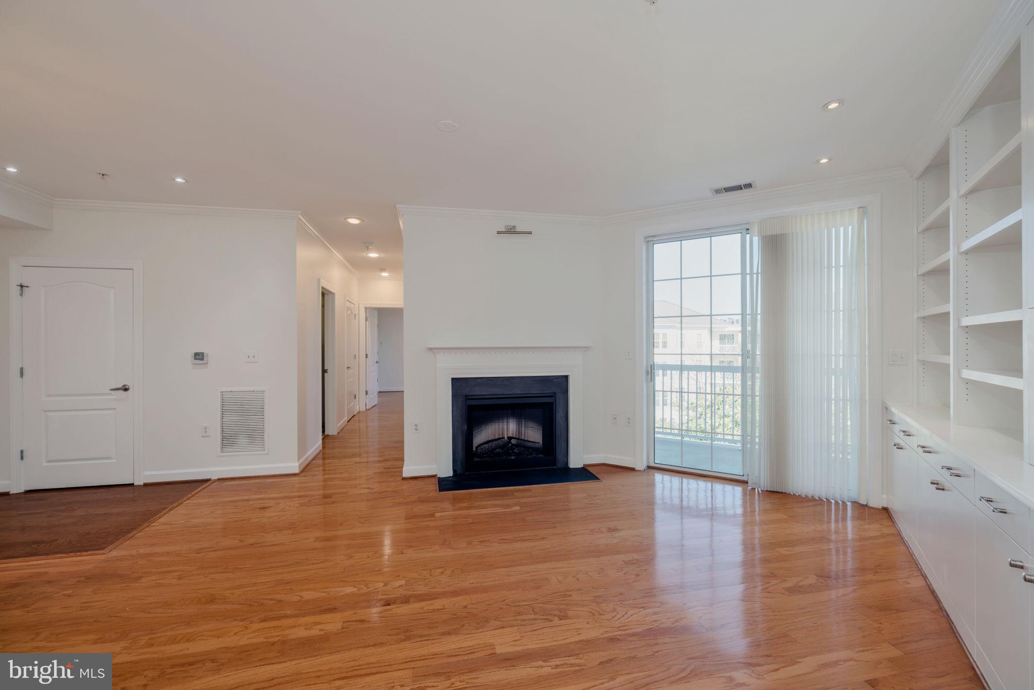 400 CAMERON STATION BOULEVARD 421