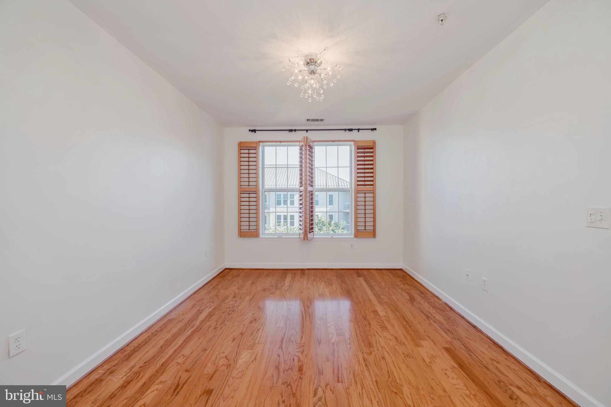 400 CAMERON STATION BOULEVARD 421