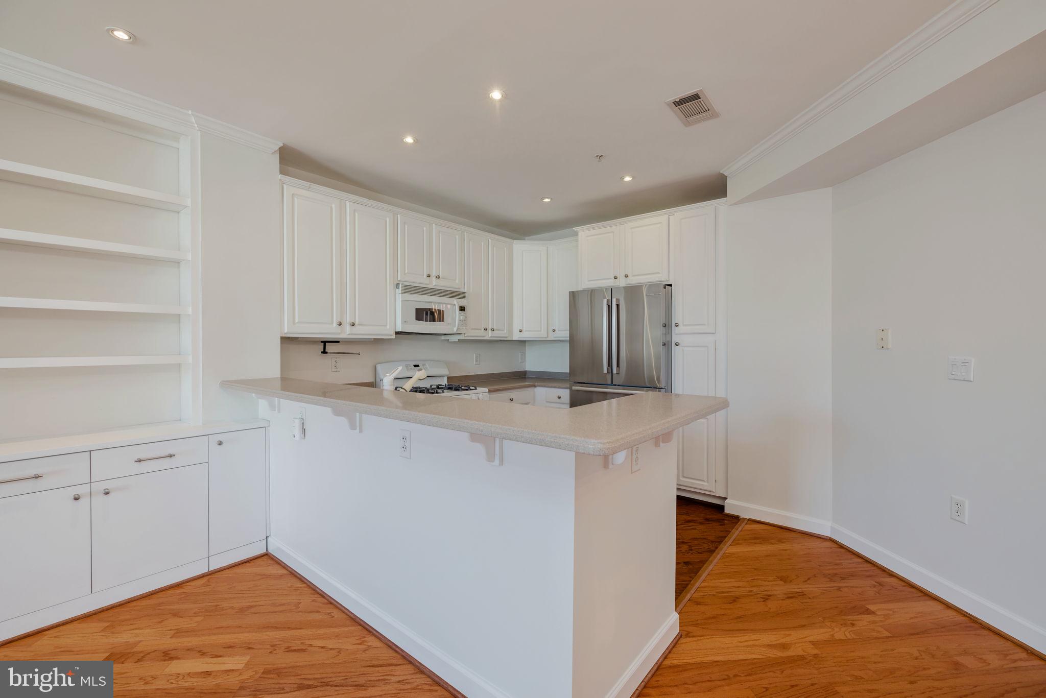 400 CAMERON STATION BOULEVARD 421