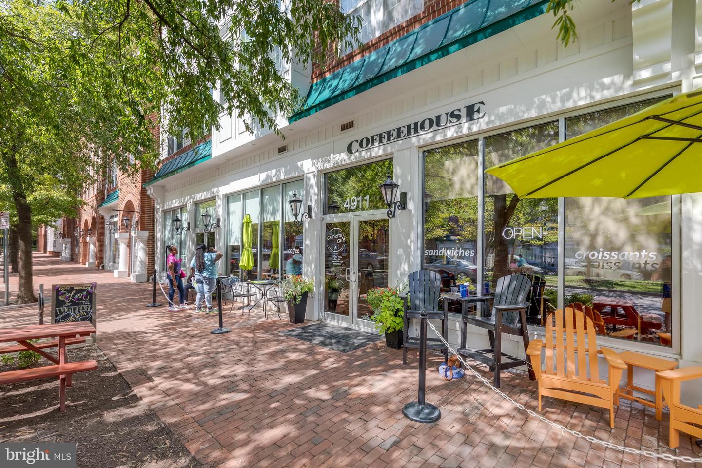 400 Cameron Station Blvd #302