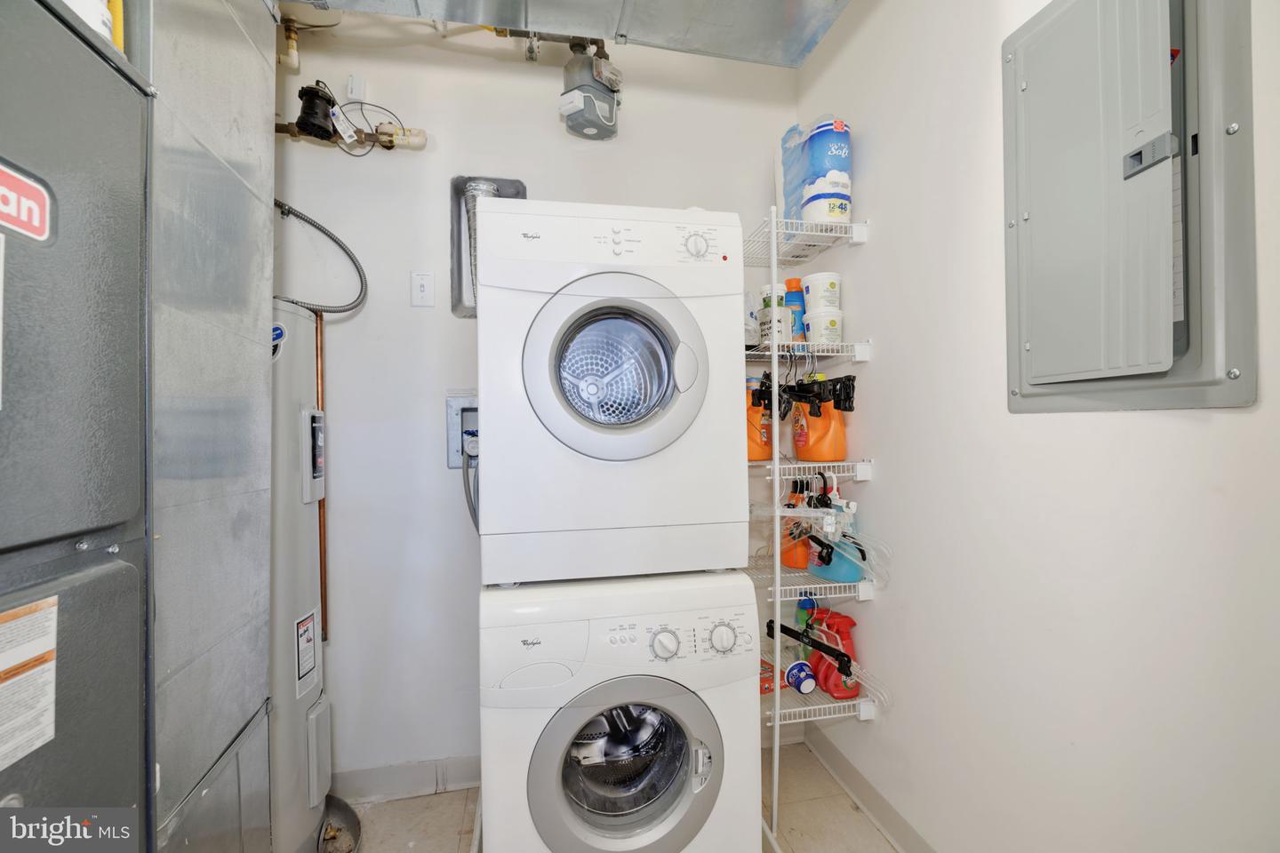 400 Cameron Station Blvd #302