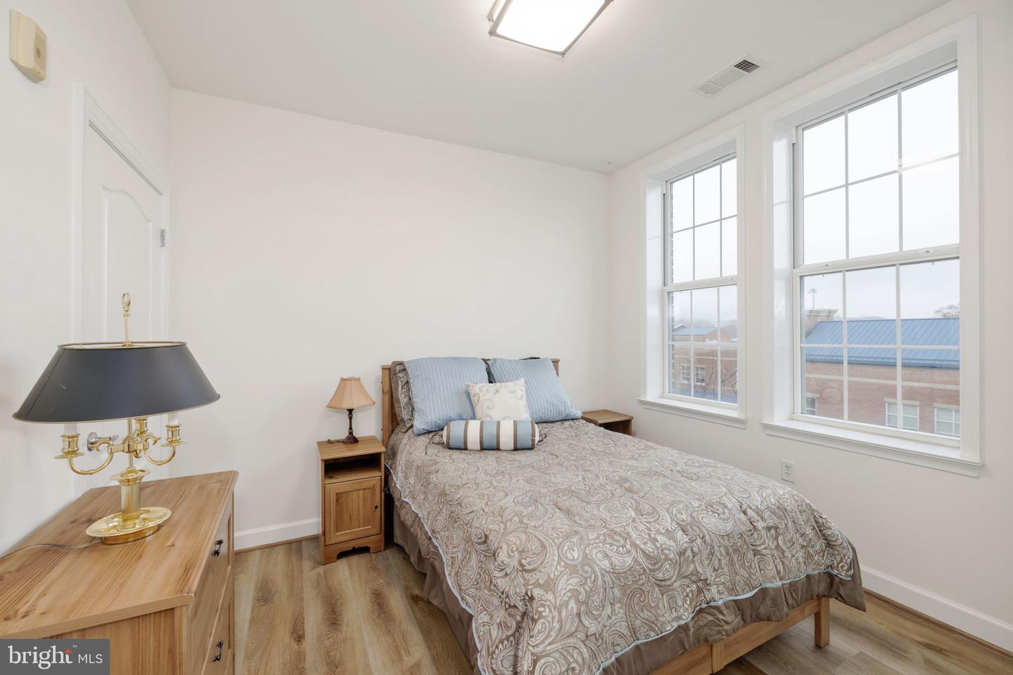 400 Cameron Station Blvd #302