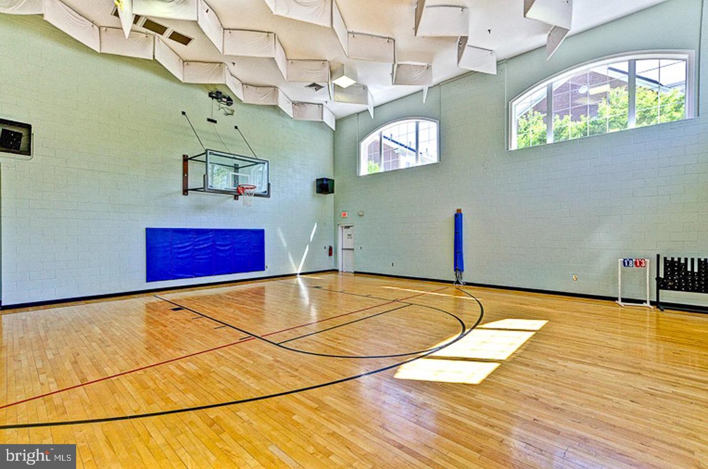 400 Cameron Station Blvd #302