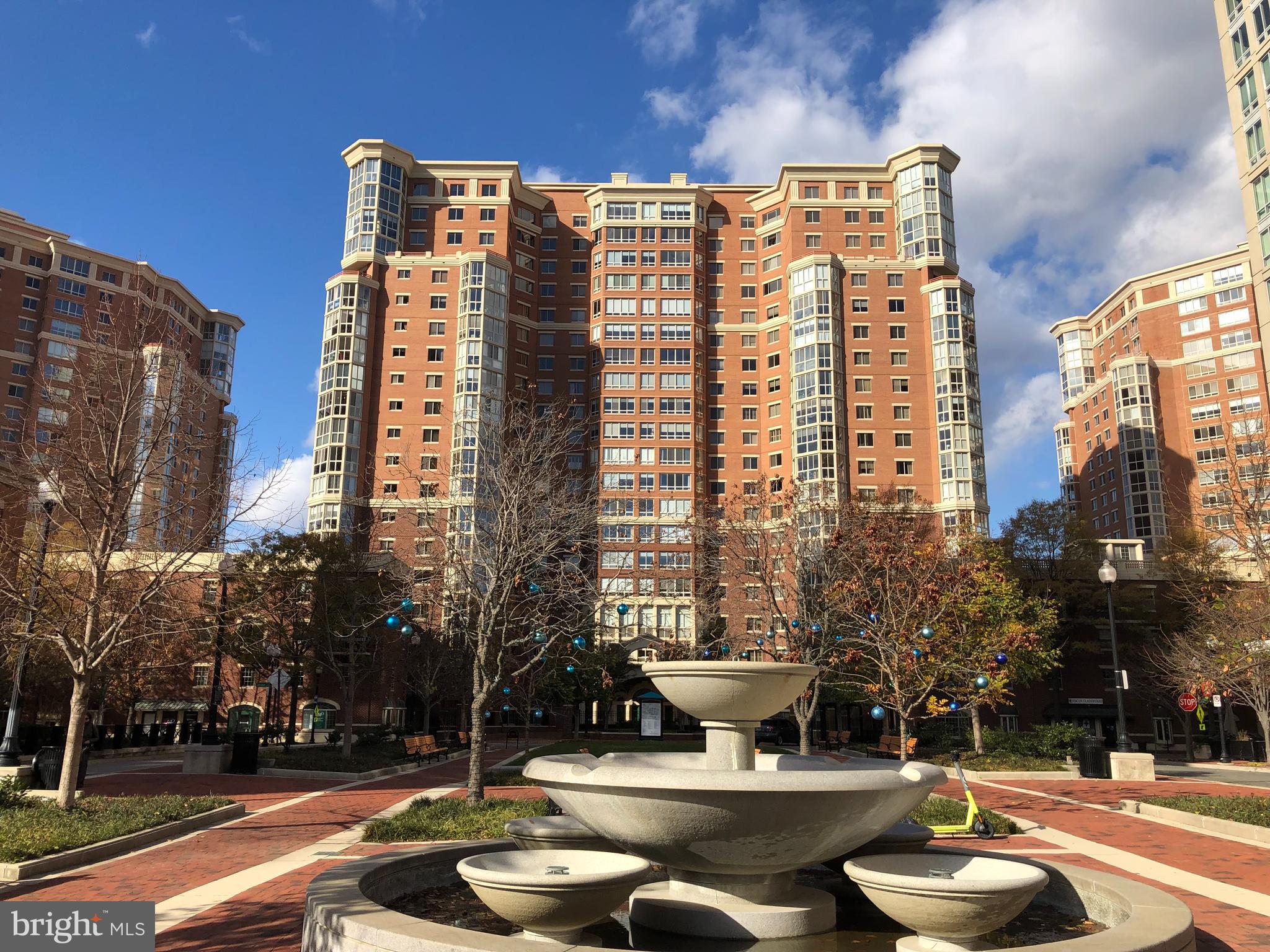 2151 JAMIESON AVENUE 706