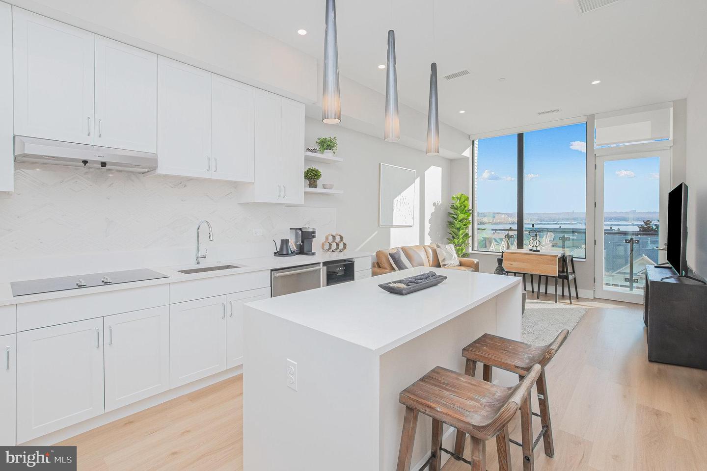 801 N Fairfax St #420