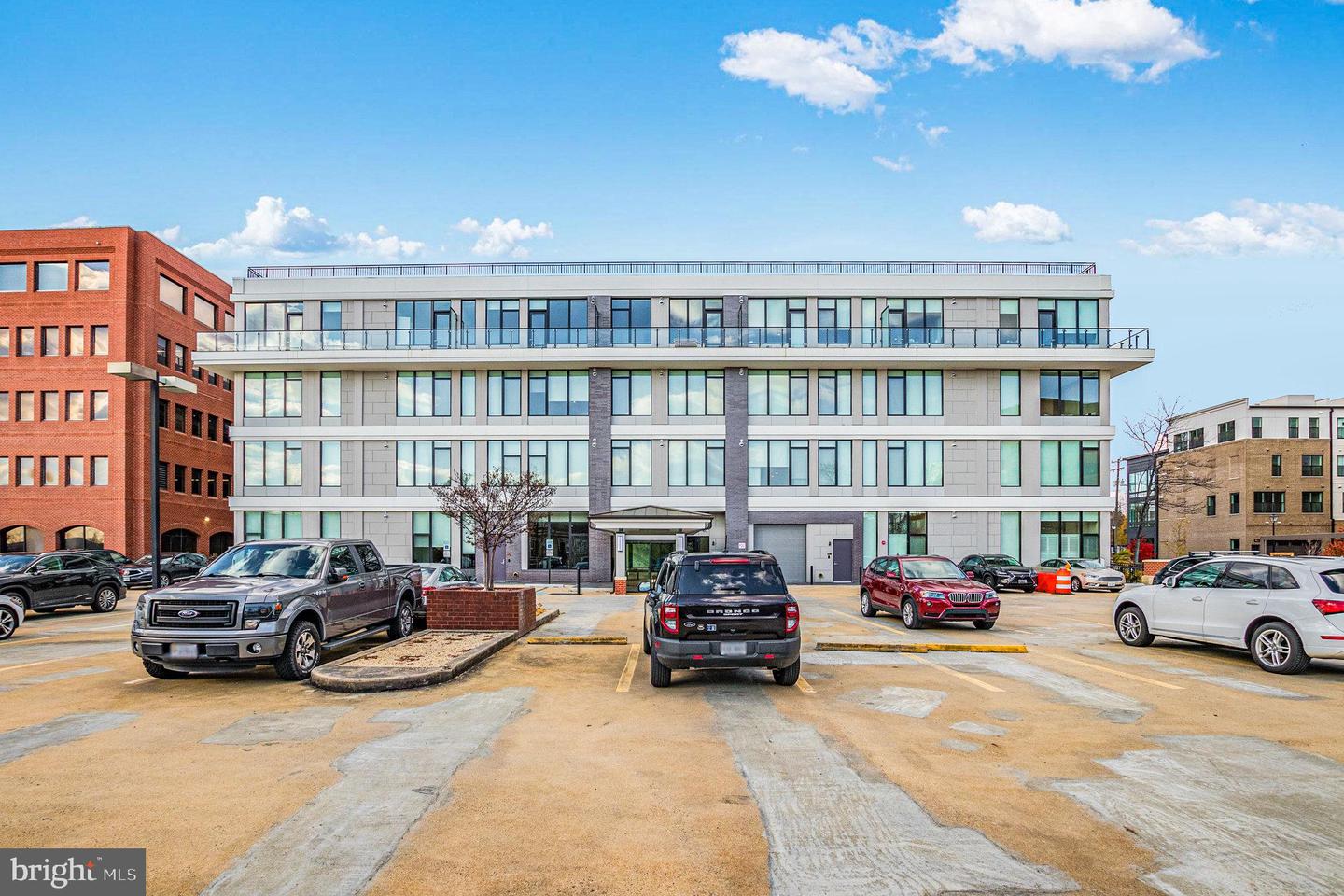 801 N Fairfax St #420