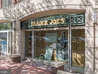 801 N Fairfax St #420