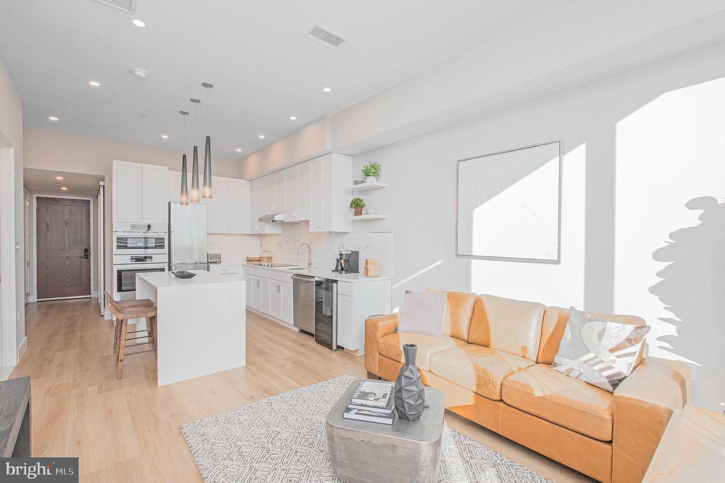 801 N Fairfax St #420