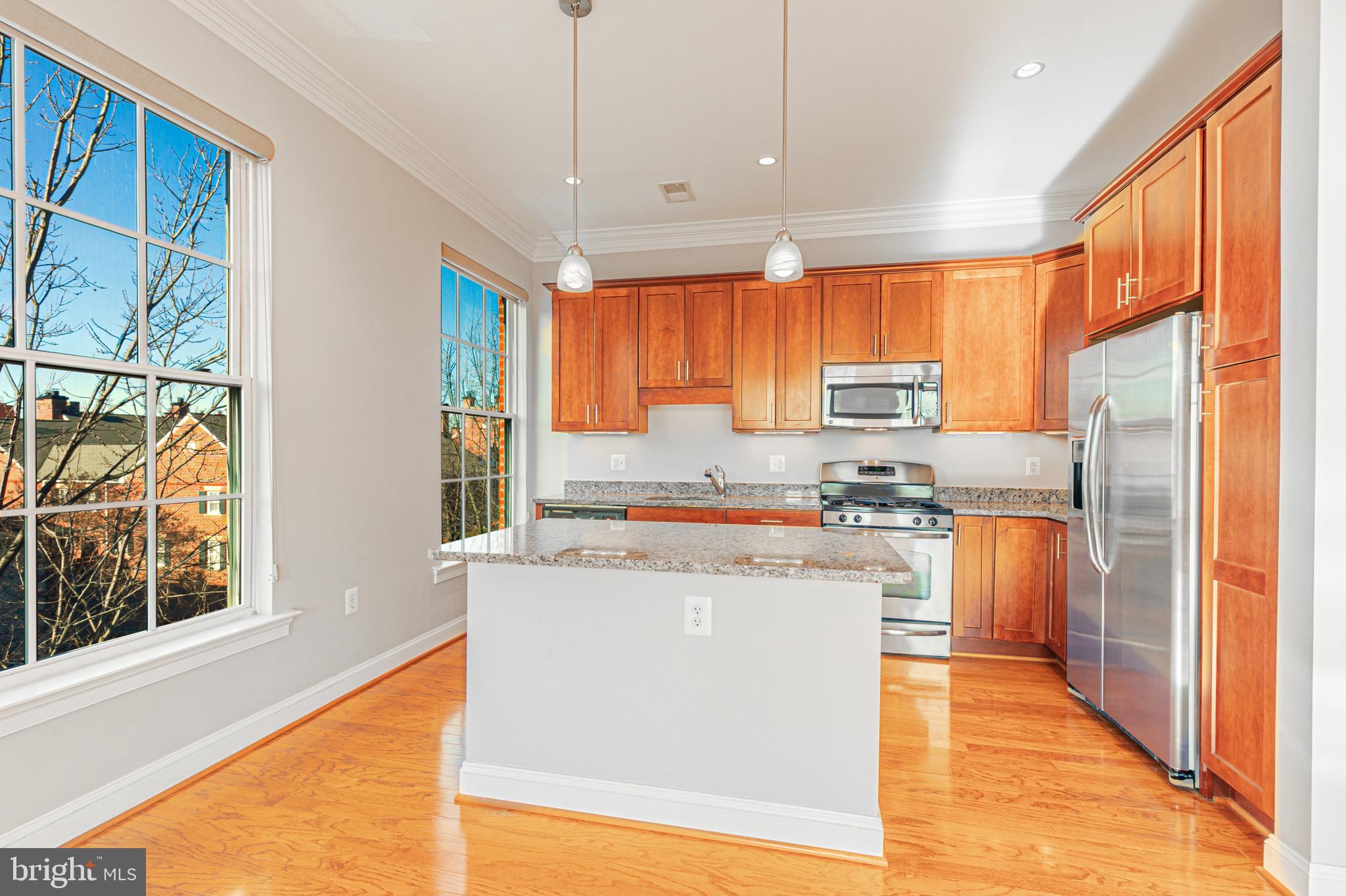 1023 N ROYAL STREET N 317