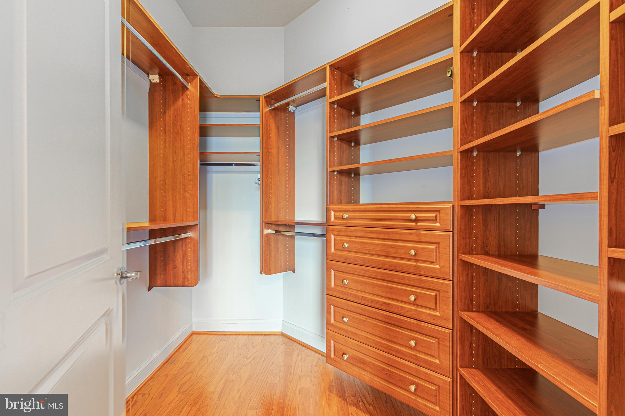 1023 N ROYAL STREET N 317