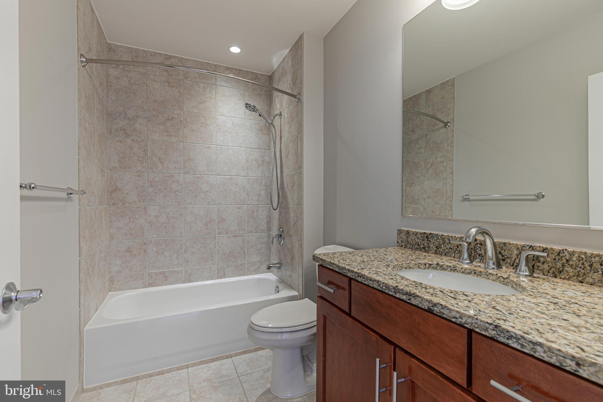 1023 N ROYAL STREET N 317