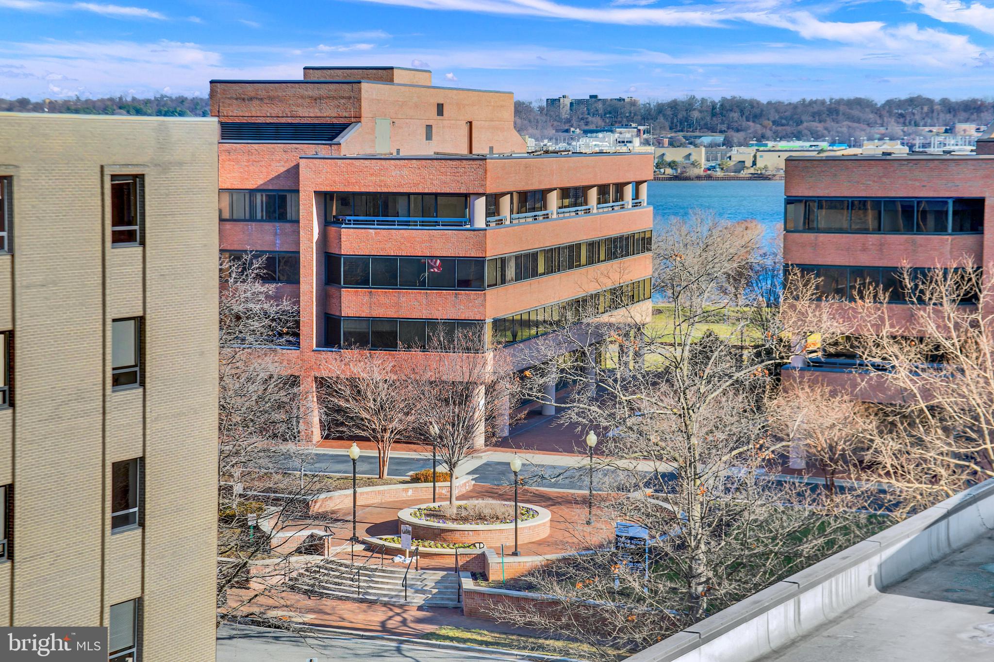 1023 N ROYAL STREET N 317