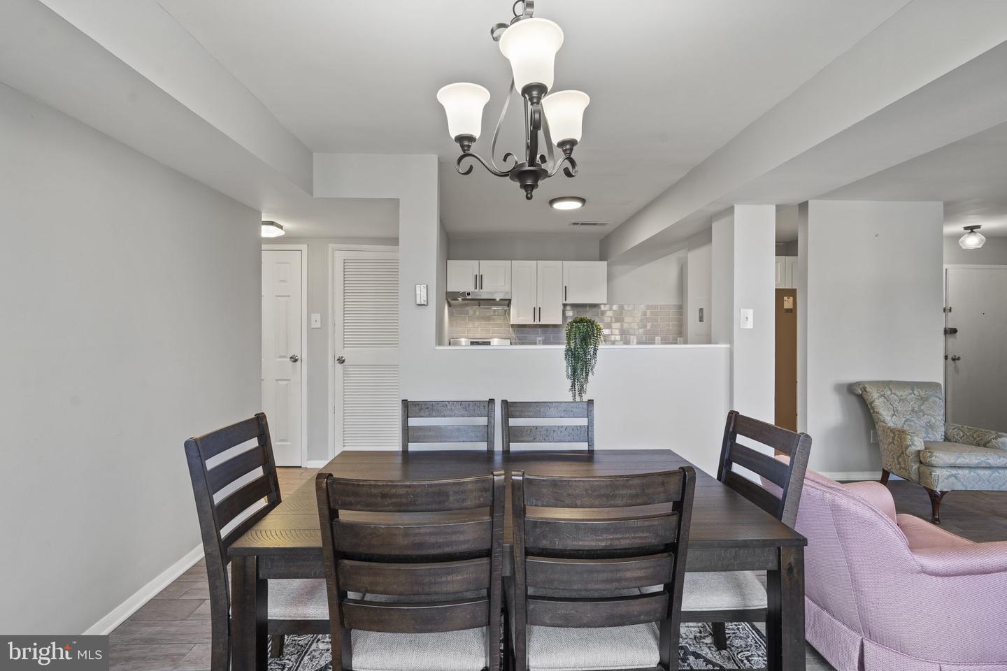 489 N Armistead St #T2