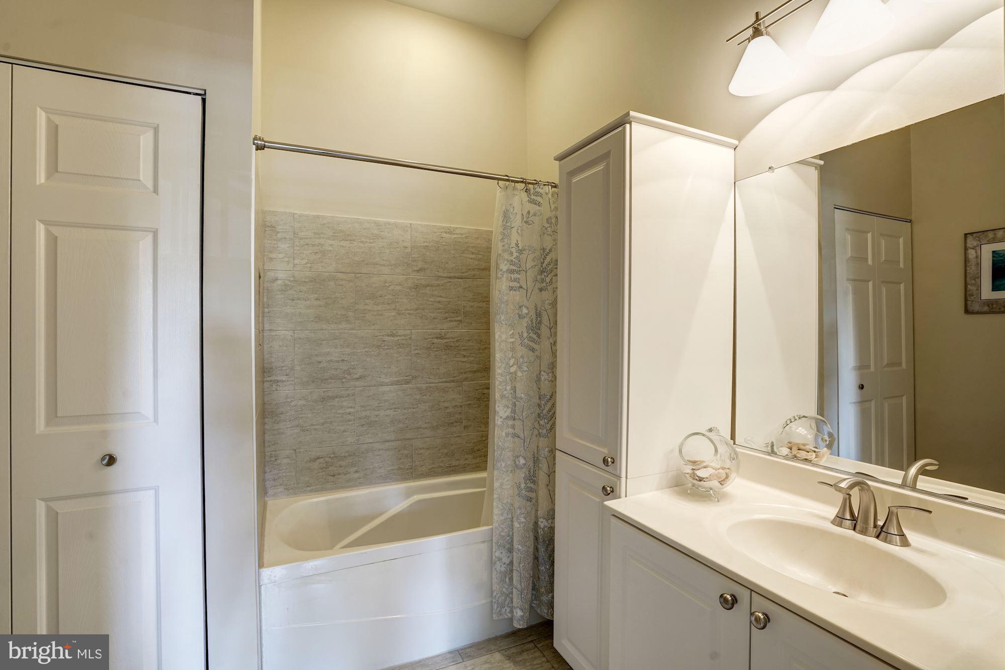 4950 BRENMAN PARK DRIVE 112