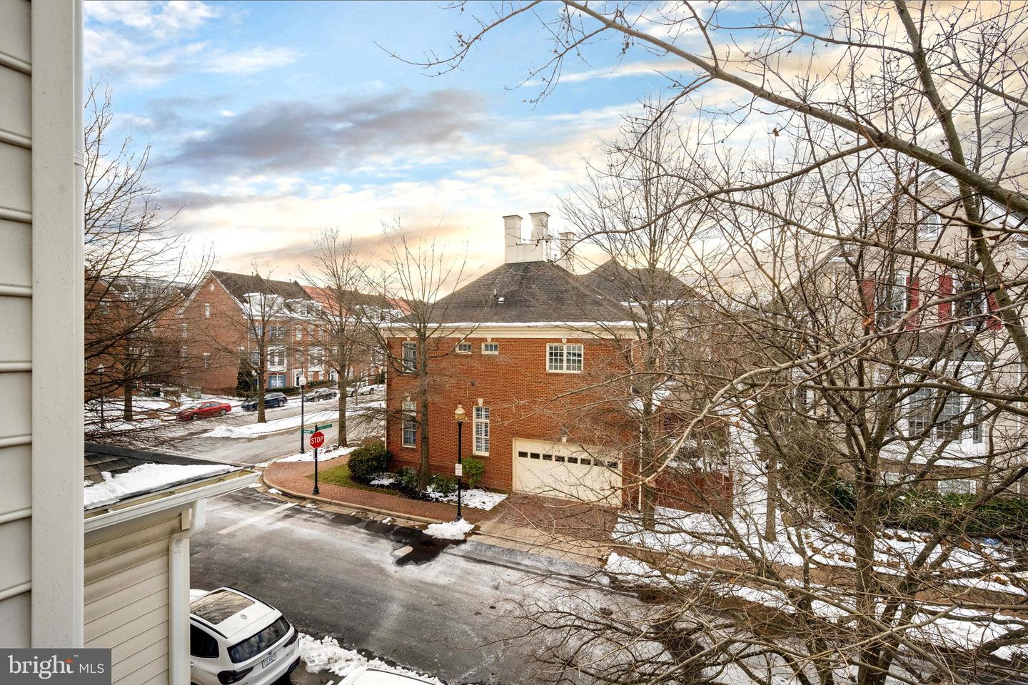 313 Cameron Station Blvd #103