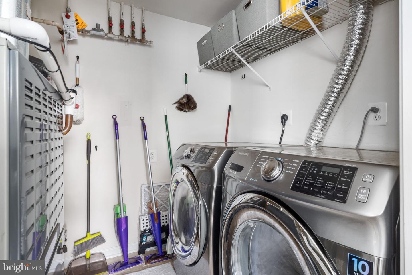 313 Cameron Station Blvd #103