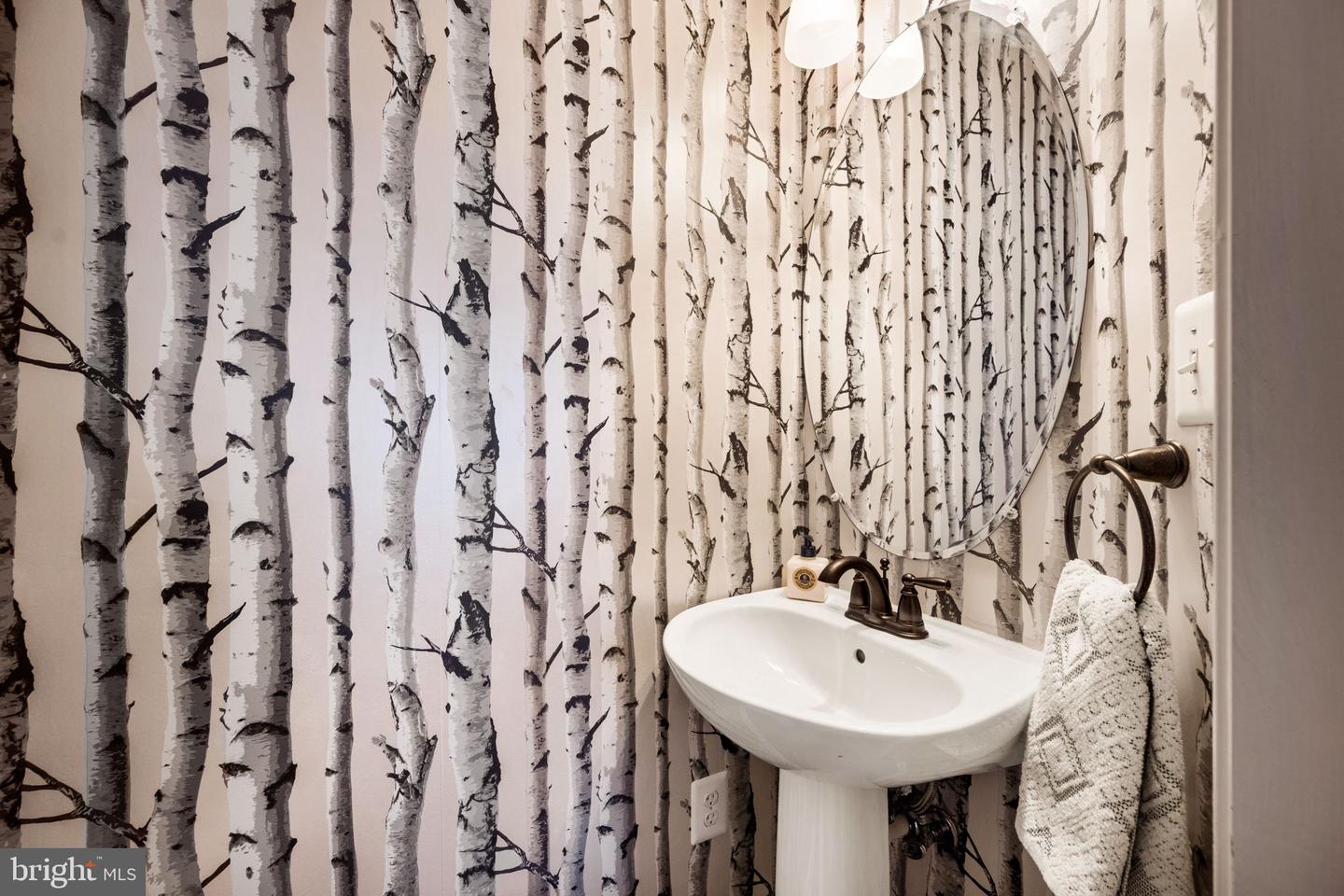 313 Cameron Station Blvd #103