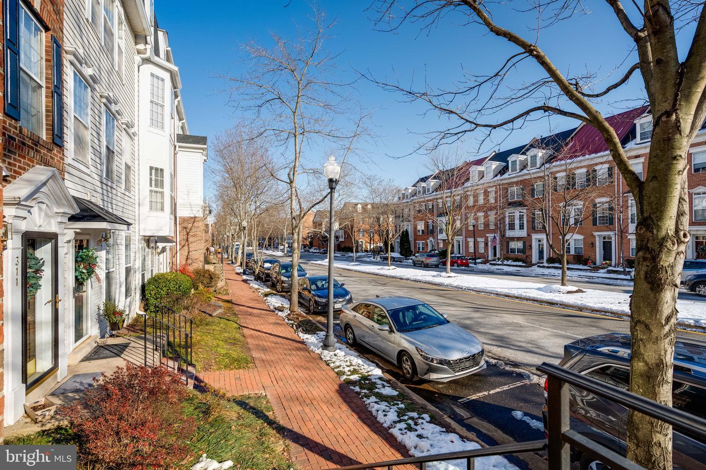 313 Cameron Station Blvd #103